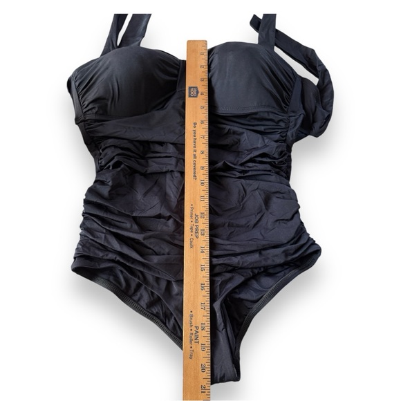 Vitamin A Maillot One Piece Bathing Suit Black NWT Size 10 - Picture 8 of 8